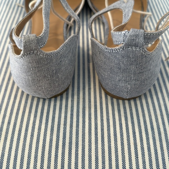 Gap size 9 blue chambray flats. - Picture 3 of 8